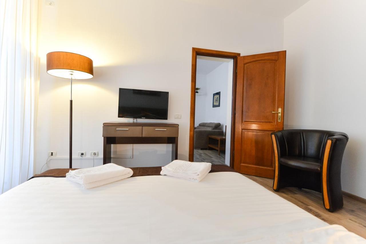 Ago Apartments Bukarest Kültér fotó