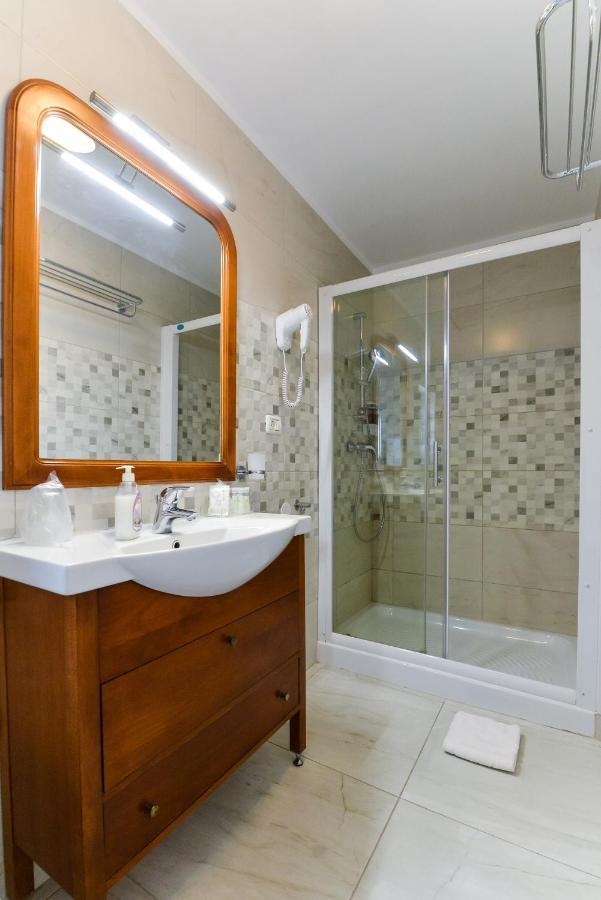 Ago Apartments Bukarest Kültér fotó